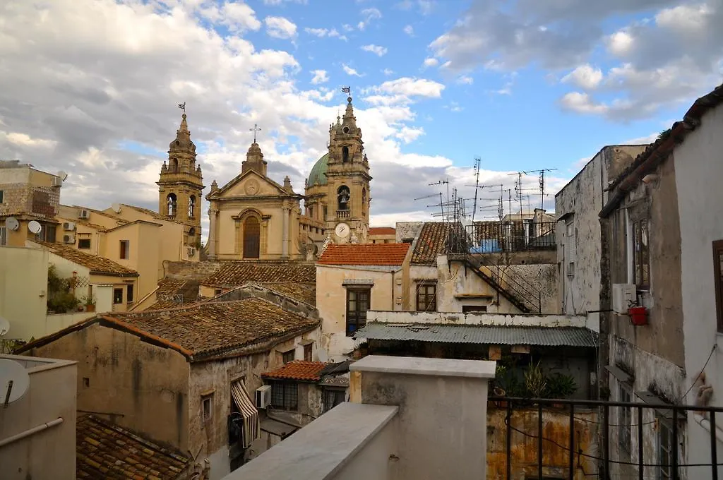 Apartment La Terrazza Sui Tetti Hotel Palermo Italy